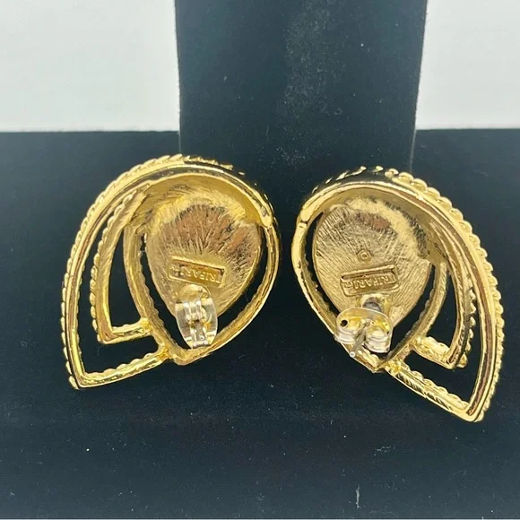 Vintage Trifari Faux Pearl Gold Tone Pierced Earrings - Picture 5 of 7